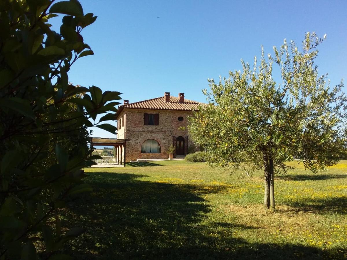 Podere Molinaccio Паникале Екстериор снимка